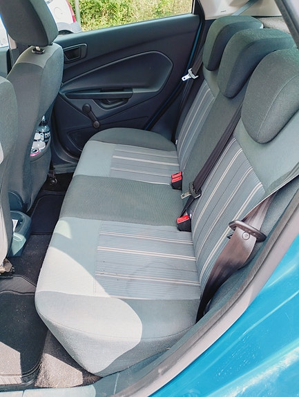 Ford Fiesta 11 of 14