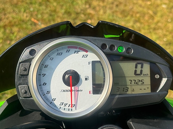 Kawasaki Z1000 Ninja Z 1000 772 mil!! 0.95 12 of 12