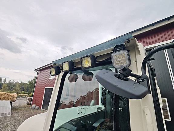 Schaeff / Terex TC85 – Engcon – Grip – 3 skopor – Nya band 9 of 9