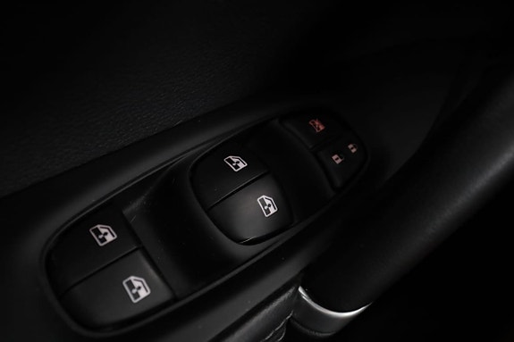 Nissan Qashqai 26 of 30