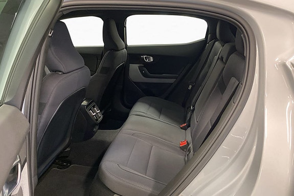 Polestar 2 11 of 14
