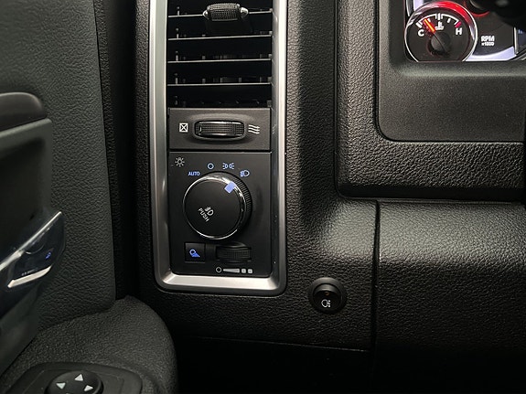 Dodge RAM 17 of 30