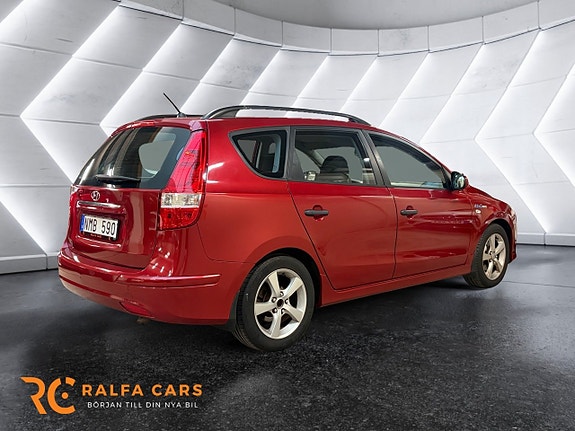 Hyundai i30 7 of 17