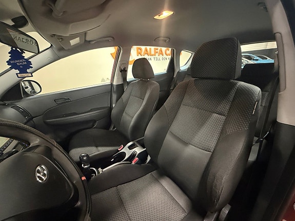 Hyundai i30 14 of 17