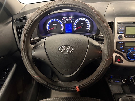 Hyundai i30 11 of 17