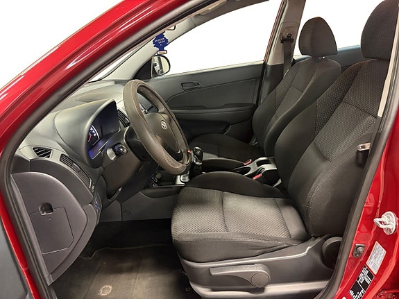 Hyundai i30 13 of 17