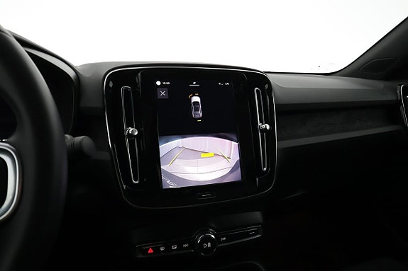 Volvo C40 13 of 17