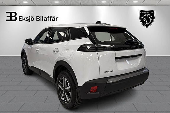 Peugeot 2008 8 of 19