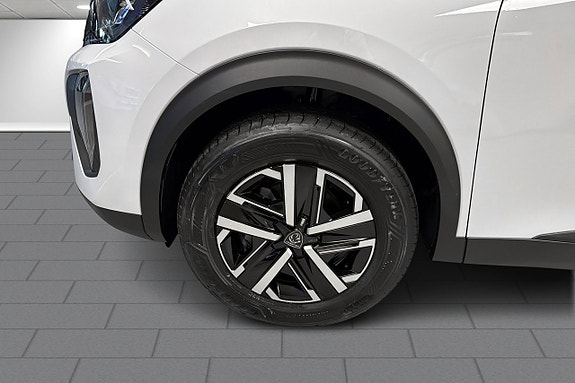 Peugeot 2008 9 of 19