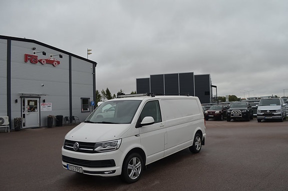 Volkswagen Transporter 2 of 18
