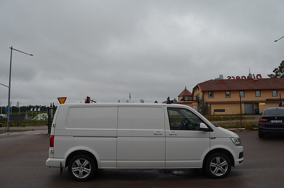 Volkswagen Transporter 8 of 18