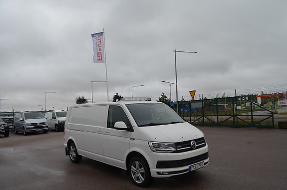 Volkswagen Transporter 10 of 18