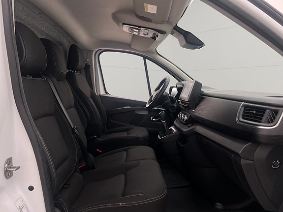 Renault Trafic 26 of 30