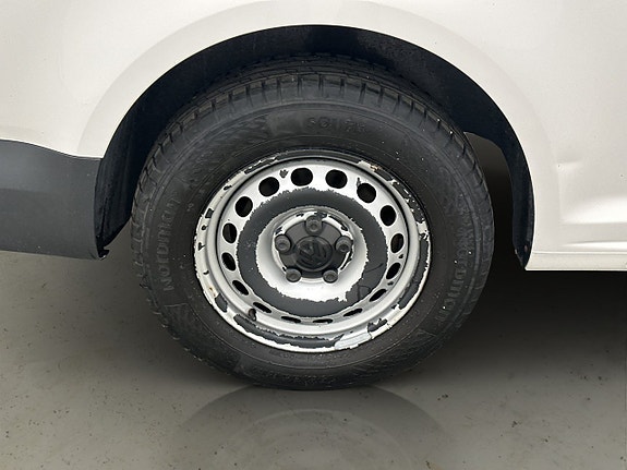 Volkswagen Caddy Maxi 26 of 27