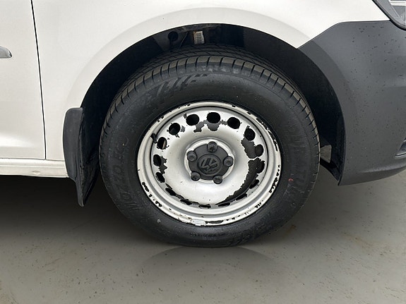 Volkswagen Caddy Maxi 27 of 27