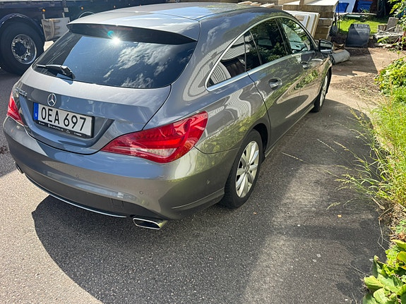Mercedes-Benz CLA220 d 3 of 3