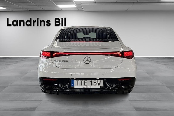 Mercedes-Benz EQE350 5 of 19