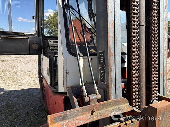Dieseltruck Datsun 26 of 27