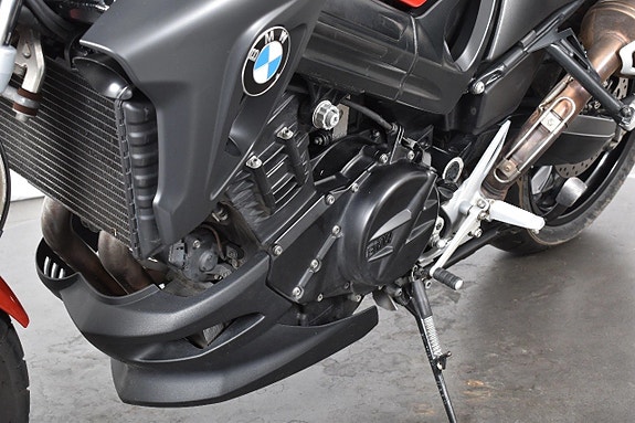 BMW F 800 R ABS Nyservad 12 of 18