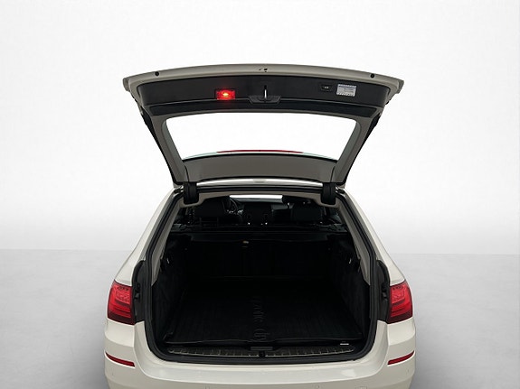BMW 520d 16 of 30