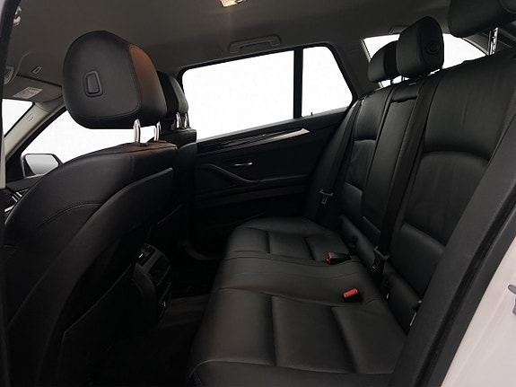 BMW 520d 18 of 30