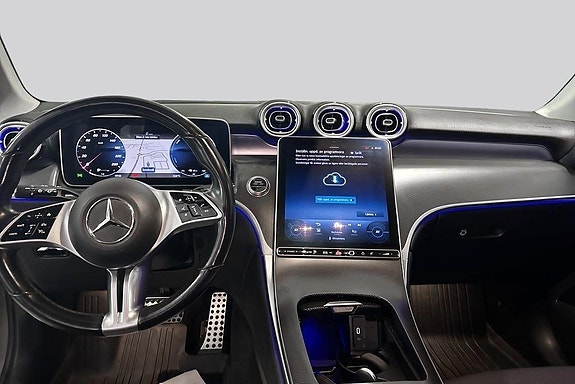 Mercedes-Benz GLC300 de 7 of 14