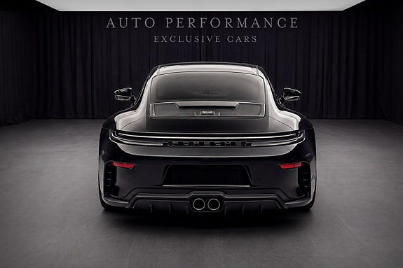 Porsche 911 GT3 5 of 13