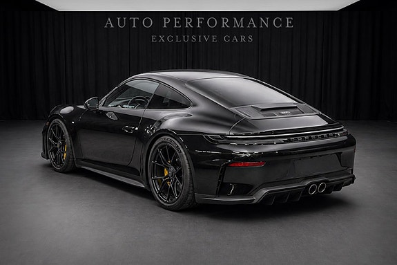 Porsche 911 GT3 3 of 13