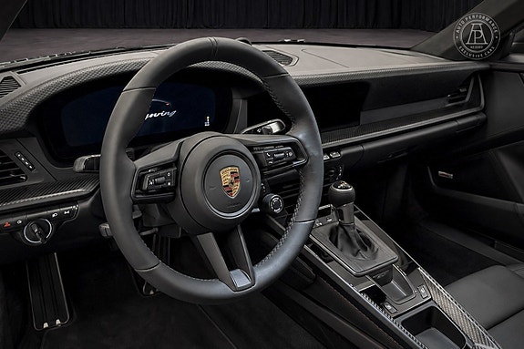 Porsche 911 GT3 10 of 13