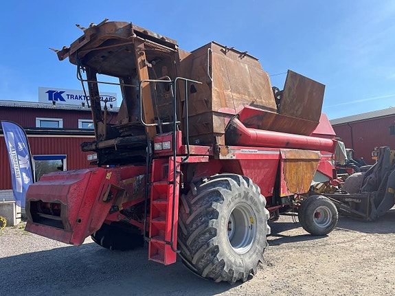Beg delar från en Massey Ferguson 32 Tröska