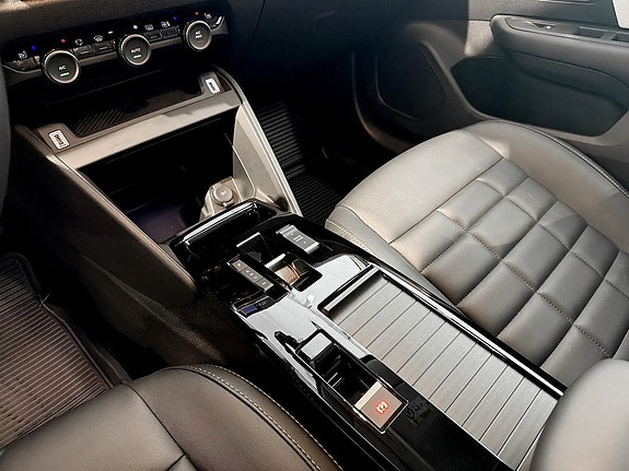 Citroen C4 13 of 18