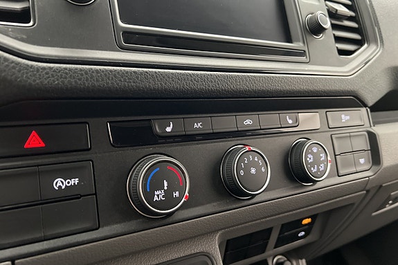 Volkswagen Crafter 21 of 27