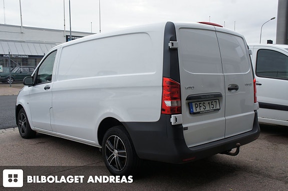 Mercedes-Benz Vito 109 3 of 9