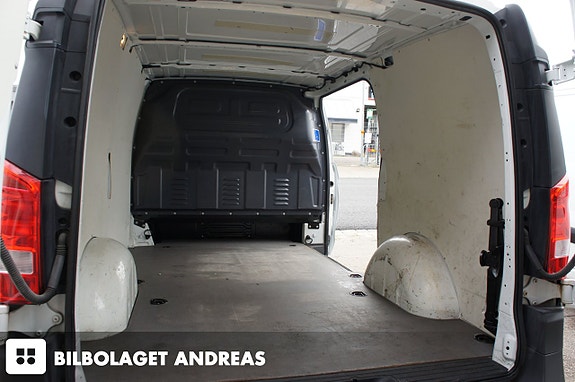 Mercedes-Benz Vito 109 7 of 9