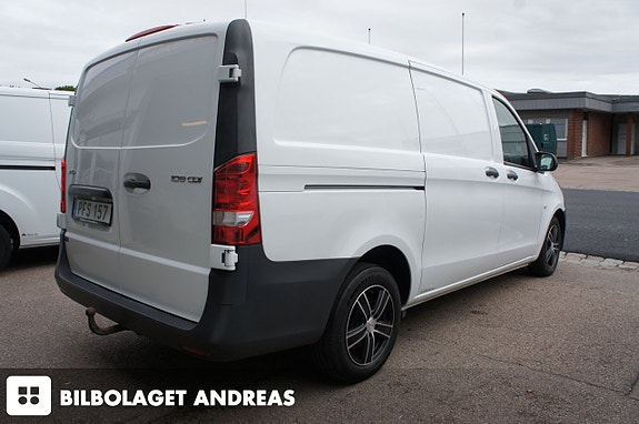 Mercedes-Benz Vito 109 4 of 9