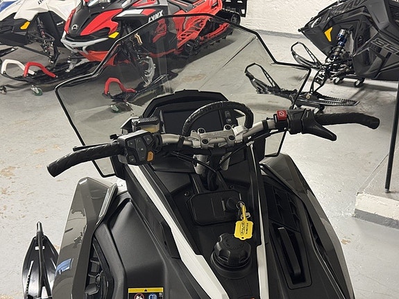 Polaris Nordic Pro 650 146" -24 Sveg 5 of 6