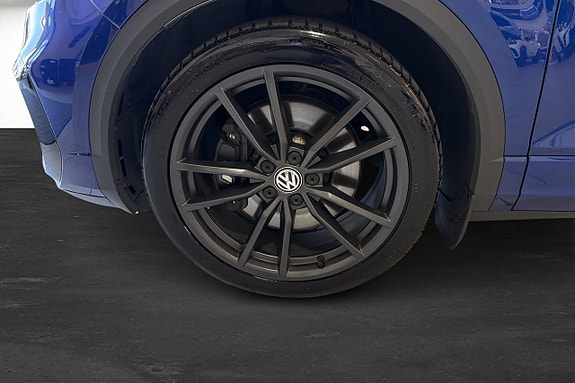 Volkswagen T-Roc 7 of 12