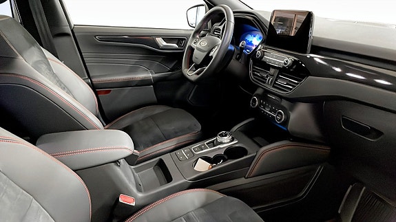 Ford Kuga 3 of 9