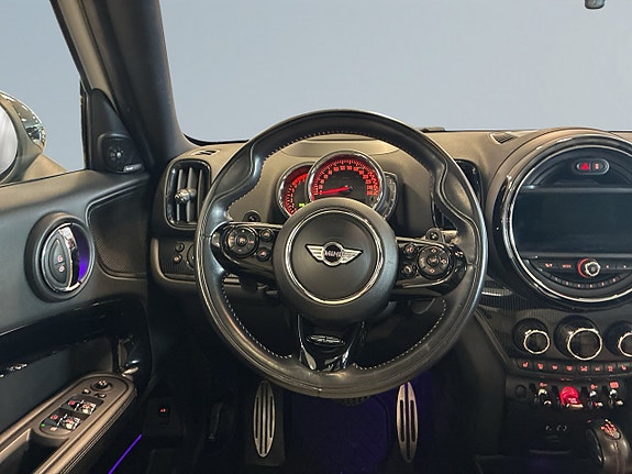 MINI Countryman Cooper 9 of 21