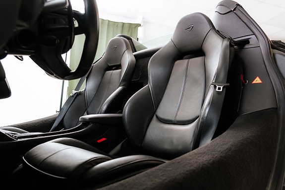 McLaren 570S 9 of 10