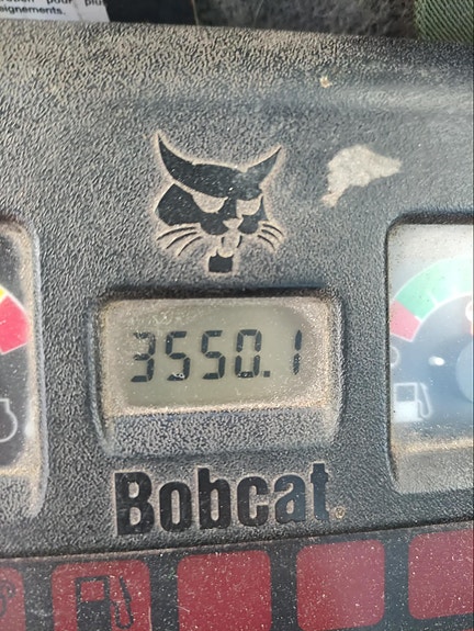 Bobcat 325G 8 of 9