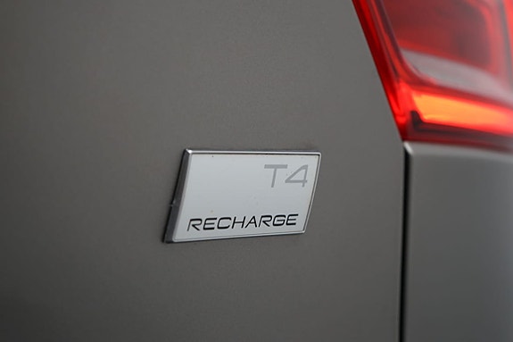 Volvo XC40 15 of 20