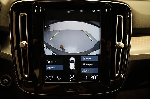 Volvo XC40 14 of 20