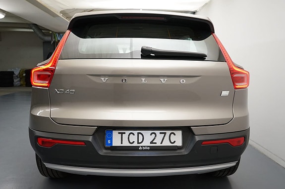 Volvo XC40 17 of 20