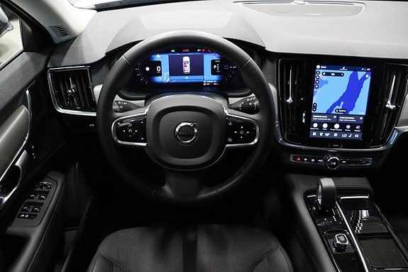 Volvo V90 16 of 30