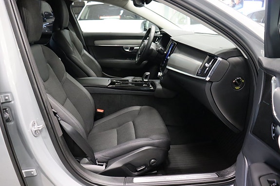 Volvo V90 13 of 30