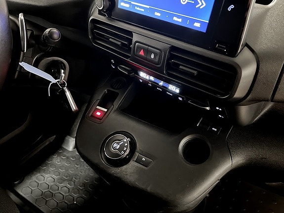 Peugeot Partner 12 of 15