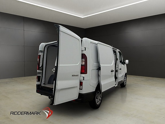 Renault Trafic 12 of 30