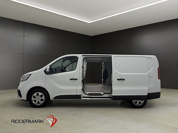 Renault Trafic 14 of 30
