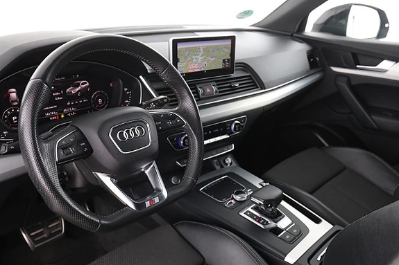 Audi Q5 12 of 30
